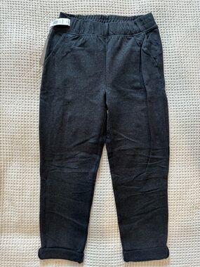 NWT Aritzia Babaton Rocket Pant – Heather Black – Small